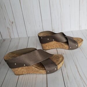 EUC Lucky Brand Crisscross Wedge sz 7.5
